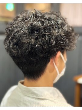 ヘアドゥ デ コントラクテ 宮の沢店(hair do Decontracte) ソフト刈り上げマッシュ