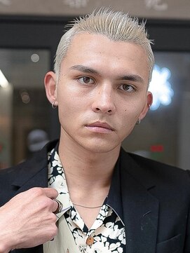 エフエム 明大前(FM) バーバー　ミドルフェードスペインカール