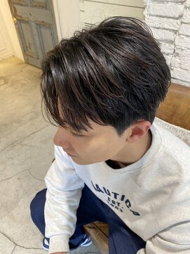 ルーク 立川(LUK) 清潔感×色気 カットでキマるフェザーショート《三谷海斗》