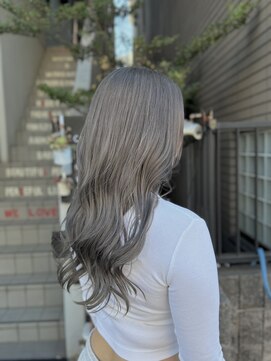 クラウドヘアー CLOUD HAIR ケアブリーチ/ミルクティーグレージュ/シルバー／グレー/横浜