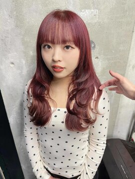ガルボ ヘアー(garbo hair) 可愛さも大人っぽさも出せるピンクブラウン