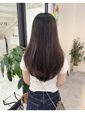 エブリ(evri) レイヤー　髪質改善　縮毛矯正　ロング　顔まわりカット　前髪