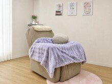 アーシュナチュラリー(h naturally.)の雰囲気（アイリスト在籍。1階にプライベートなまつ毛ブースをご用意。）