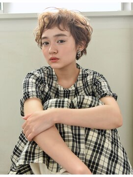 ユノ(juno) 【juno】マッシュショートパーマ☆ハイトーンベージュカラー