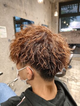 ライズ 綾瀬店(RISE) 【癖毛でも多毛でも束感パーマ】ツイストスパイラルパーマ！坂森