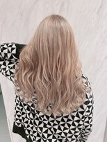 リー 京橋(Lee)&nbsp;店長今里☆バレイヤージュから1色のハイトーンカラーに☆