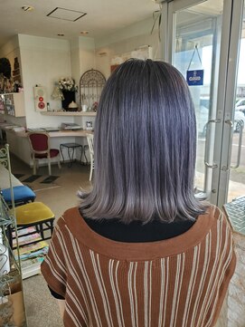 キティ(KITTY) 外はねボブ