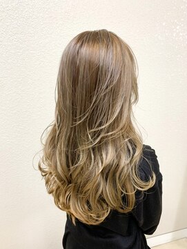 バブルス 上福岡店(BUBBLES) たっぷりハイライト×ミルクティーベージュ