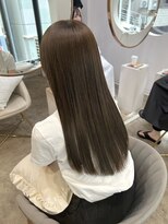 レイヤーカットシースルーバング大人ボブふんわりミディアム