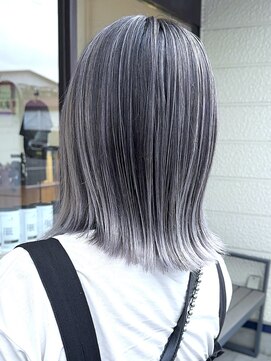 ブレイズヘアー(BLAZEhair) 【モノトーンスタイル】ホワイトバレイヤージュ×ブリーチ２回