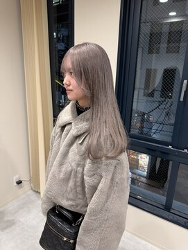 ノエ 心斎橋(Noe) ブリーチ2回シルバーカラー