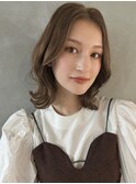 ミディアムボブ×シアーベージュ