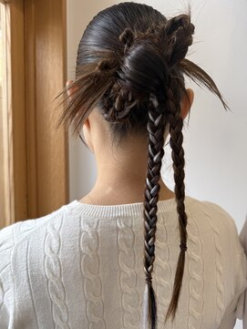 ホワイトレーベルグラ(White Label gra) カチモリアップスタイル