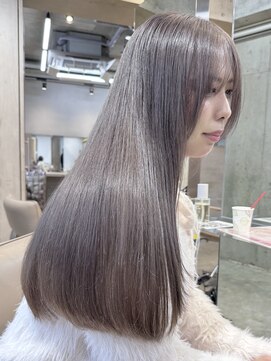 サンク 原宿 表参道(cinq) ハイトーンダブルカラーレイヤーカットミルクティーグレージュ