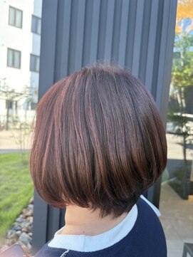 ワーズ インターナショナル(Words international) 冬に人気なピンクカラー　[muro]