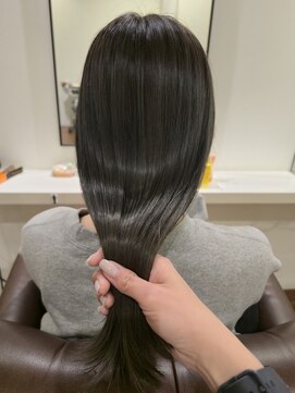 インビテーション(invitation) グレージュ