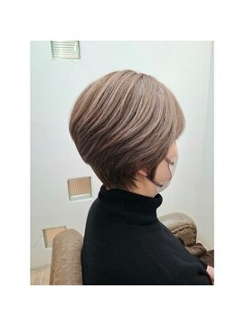 ロマン バイ ルームス(浪漫 by ROOMS) 丸みショート【浪漫byROOMS小西】