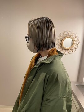 チャプター 問屋町(chapter) 髪質改善アンブレラミニボブミルクティーベージュケアブリーチ