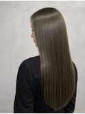 艶オリーブグレージュの美髪ストレート