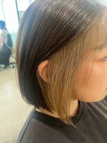 ファムバイアヴァンス(Femme by AVANCE.) デザインカラーイヤリングベージュボブ
