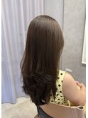 たっぷりレイヤースタイル＋ナチュラルカラー