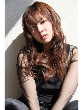 ソーホー ニューヨーク シズオカ(SOHO newyork SHIZUOKA) 束感のあるロングヘア