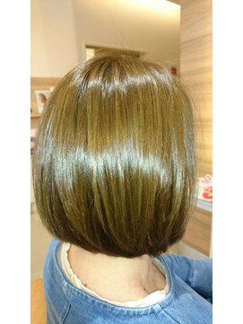 シノヤ 東根店(Shinoya) ブルーアッシュ/艶髪ボブ/30代40代50代