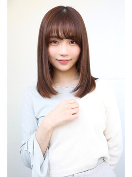 アイナ(aina) ツヤツヤのストレートベージュ【aina池袋】