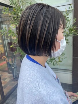 アース コアフュールボーテ 上田店(EARTH coiffure beaute) ダークブラウンハイライトミニボブ