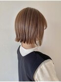 ベージュ/外ハネボブ