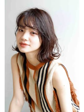 スピガ(SPIGA) 切りっぱなし外はねボブ