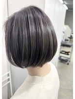 ユウル 横浜(juhl.)&nbsp;ブリーチハイライトカラーダークアッシュ暗めカラー白髪ぼかし