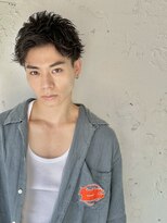 ロミーオム 本厚木(ROMMY. Homme)&nbsp;刈り上げツーブロックアップバングショートビジネスメンズヘア