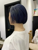 トナリ(tonari)&nbsp;丸くならないボブ×ネイビーカラー