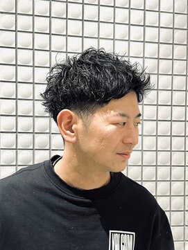 スカット 新宿(Sucut) ダークアッシュ/カルマパーマ/ベリーショート<理容室>[新宿]