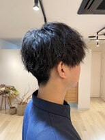 アルマ(ALMA)&nbsp;ツイストスパイラルパーマ前下がりツーブロック刈り上げマッシュ