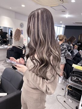 キング 高槻(K!ng) 縮毛矯正髪質改善ハイライトレイヤーカット枚方美容室エクステ