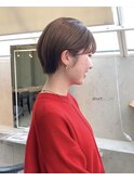 丸みショートボブ/レイヤー/20代30代40代50代/顔周りカット
