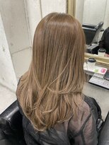 ルノン フィージュ(LUNON fieju)&nbsp;黒髪クラゲヘアーオリーブグレー小顔ココアベージュ