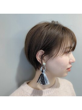 カーサヒルガーデン(casa hiru garden) ショートボブ
