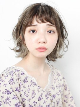 イリス(Iris.) 【ラテベージュ＋ニュアンスパーマ】