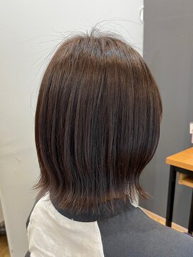 アルター(aL ter) 外ハネボブ×グレージュカラー