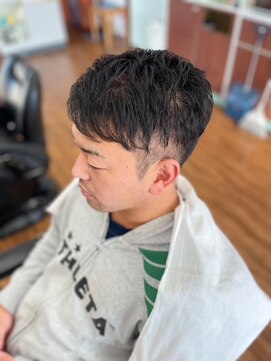 BBサロン ジーニック(Gnik) アシメ ツーブロック