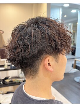 ブライト(BRIGHT) 刈り上げマッシュ　波巻きパーマ　ツイストスパイラルパーマ