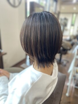 美容室 ルチア ハワイ(Luccica HAWAII) 【luccicaHAWAII/森麻乃】ウルフボブ