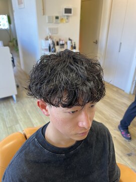 トコトコボーイ(TOCOTOCOBOY) 涼しげな波巻きパーマ