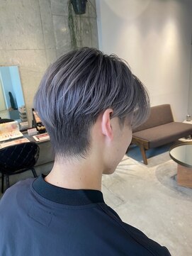 ミリ(milli Produce by ITAKURA) メンズシャドウルーツ