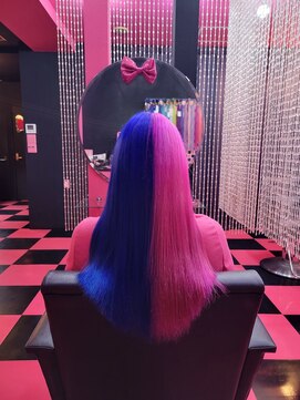 リミックス(REMIX by Love hair KING OF PRINCESS HAIR&EXTENTION) 原色派手髪 カラーバター 原色ブルー 原色ピンク ツートン
