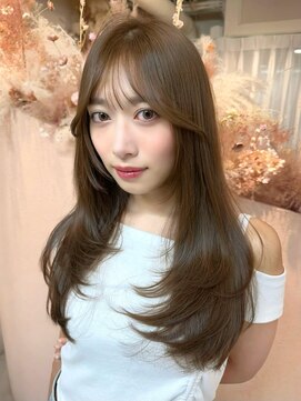 ユニ 表参道(uni) 10代20代30代/韓国風くびれレイヤーカット/ヨシンモリエギョモリ