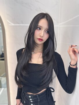 キティー サカエ(kiti SAKAE) グレージュ/レイヤーカット/ハッシュカット/オリーブベージュ/栄